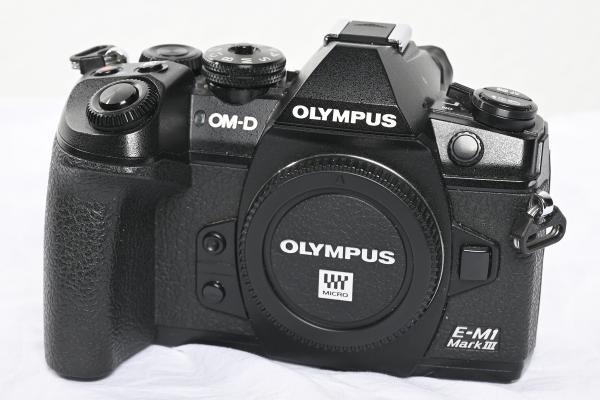 Olympus OM-D E-M1 Mark III + 12-40mm F2.8 -Gebrauchtartikel-